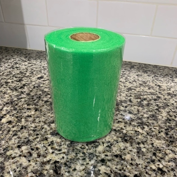 Tulle 4 XL Rolls Kelly Green 6” Tulle New Excellent Quality NWT NEW - Picture 6 of 6